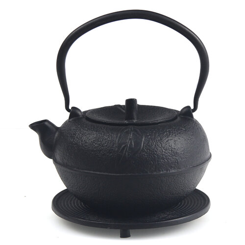 南部名產鐵器-鑄鐵壺附鐵墊(1.5L)葉紋(泡茶壺、煮水壺)